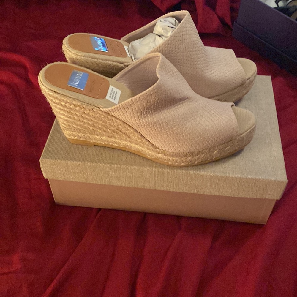 Shoes - Picture 2 of 3